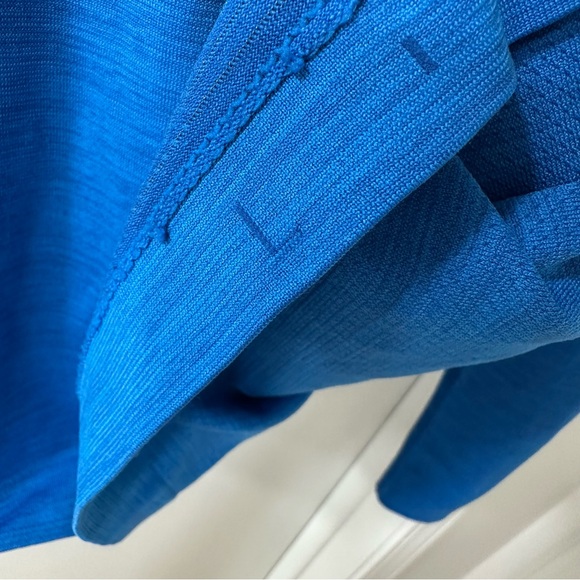 Lululemon Men's Bright Blue Tech Long Sleeve Henley, Size Large - Picture 4 of 8